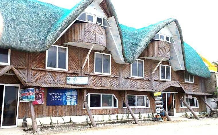 Blue Lagoon Inn And Restaurant, Pagudpud Mabubua Bagian luar foto